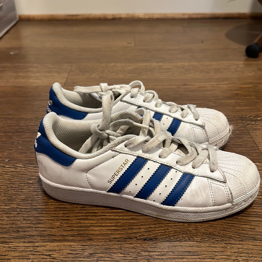 Adidas superstars blue and white - size big kids 3 1/2